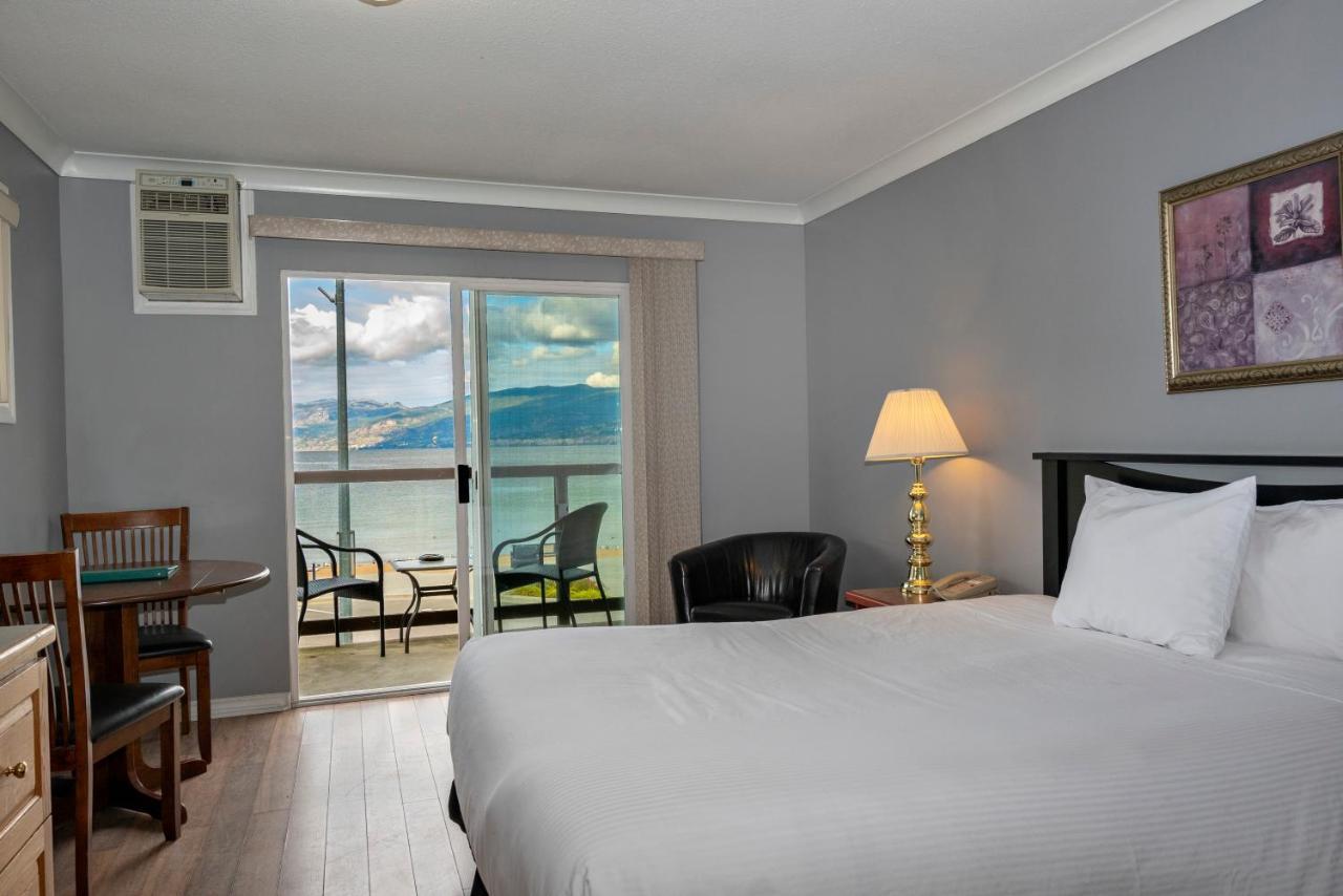 Tiki Shores Inn & Suites Penticton Extérieur photo